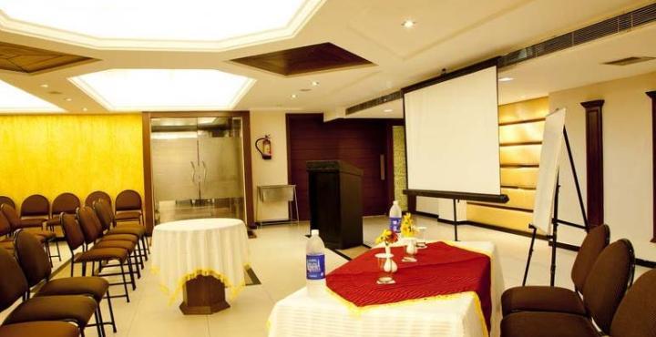 Hotel Klg International Zirakpur Luaran gambar