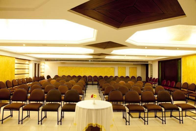 Hotel Klg International Zirakpur Luaran gambar