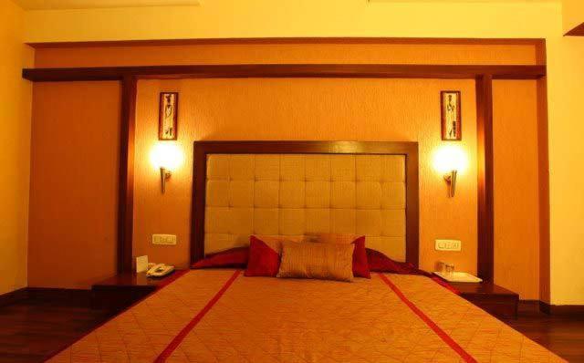 Hotel Klg International Zirakpur Luaran gambar