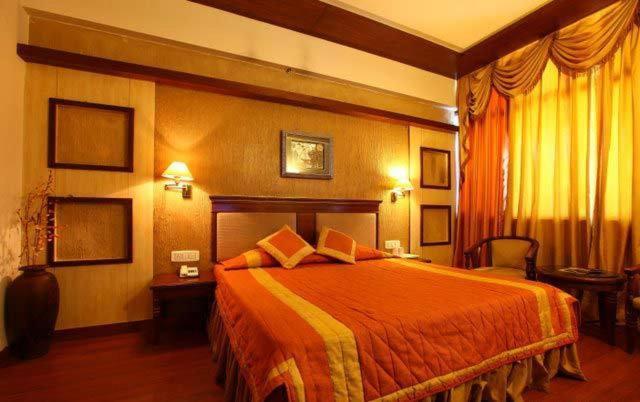 Hotel Klg International Zirakpur Luaran gambar
