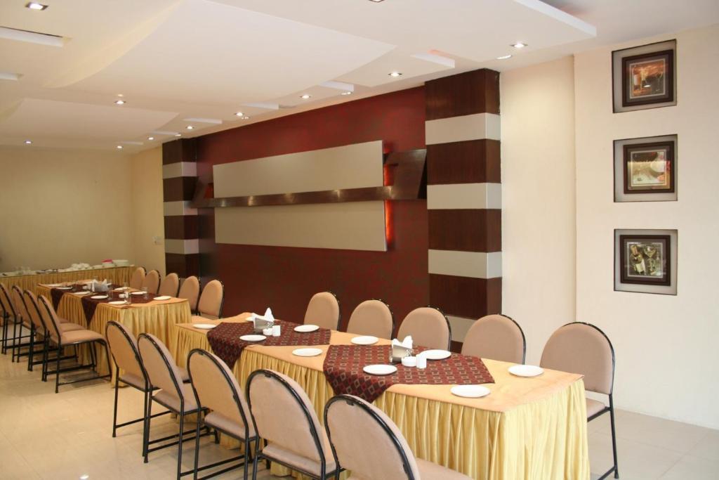 Hotel Klg International Zirakpur Luaran gambar