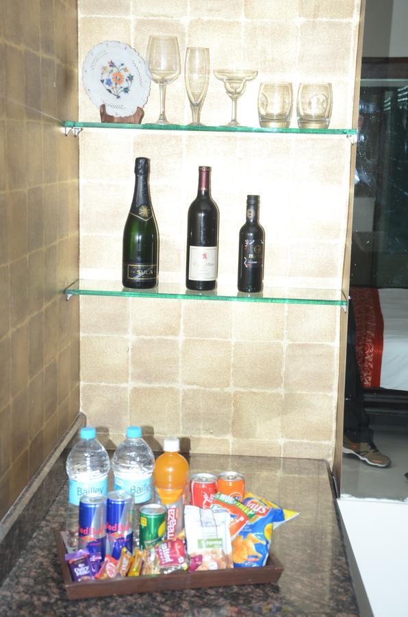 Hotel Klg International Zirakpur Luaran gambar