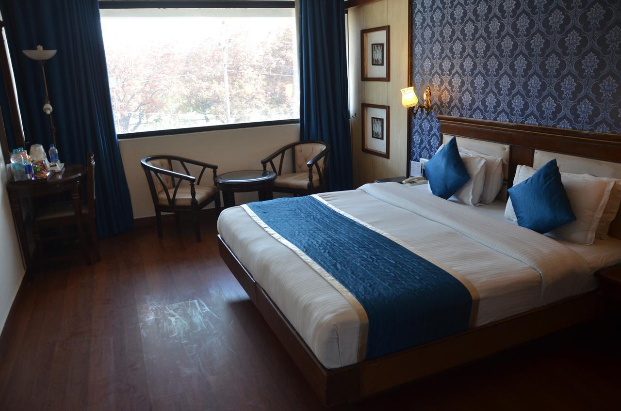 Hotel Klg International Zirakpur Luaran gambar