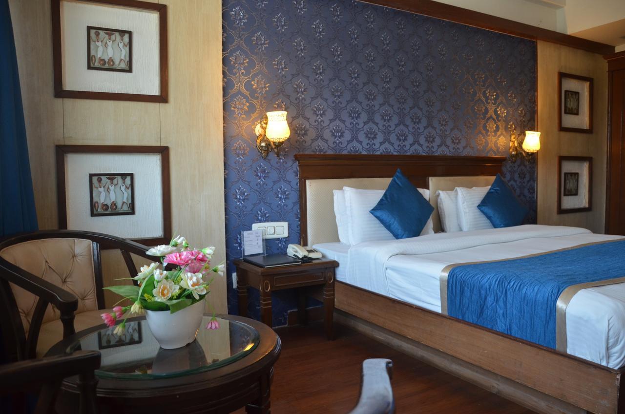 Hotel Klg International Zirakpur Luaran gambar